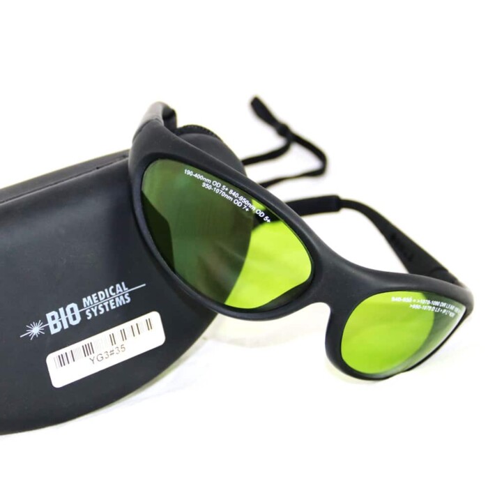 Laser safety goggles for multiprog therapy lasers