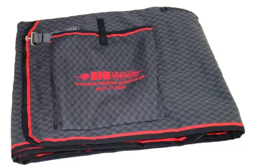 Cover blanket for the pulsating magnetic field system MDMS 2010 for horses